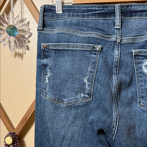 Judy Blue Medium Wash Button-Up Flare Jeans - Picture 11 of 13